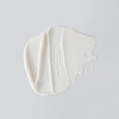 Versed Day Maker, textura cremosa, exfoliación suave para piel sensible