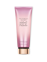 Velvet Petals de Victoria's Secret, crema corporal en bote para hidratación diaria.