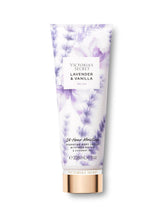 Victoria's Secret Lavanda Vanilla: botella con aroma floral cálido para uso diario.