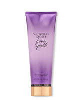 Victoria's Secret Love Spell: botella-crema-manos-cuerpo para piel suave y fragante.