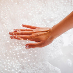 Village Naturals Bath Shoppe aloe vera y vitamina E hidratan la piel