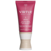 Virtue: aplicación de crema capilar para suavizar y mejorar la manejabilidad.