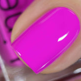 Esmalte Vishine gel magenta morado en botella de 15 ml para manicura duradera.