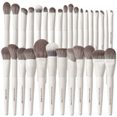 Brochas profesionales VYNESTRA para maquillaje completo, aplicación suave y sin rayas