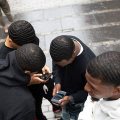 Wavebuilder Brush In Waves: peinado diario con brillo suave y sin grasa.