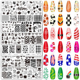 Whaline placas de uñas con motivos de Navidad y corazones para un look festivo.