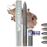 Wonderskin IYKYK Mink en mano mostrando aplicación manual y textura cremosa