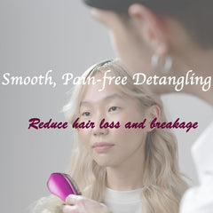 WYNK cepillo desenredante con mango ergonómico rosa para peinados rápidos.