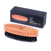 ZEUS cepillo de bolsillo para barba y bigote, perfecto para retoques rápidos.