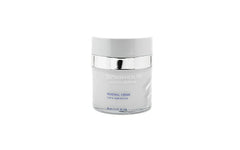Piel más hidratada tras usar Zo Skin Health Crema Renovación Diaria.
