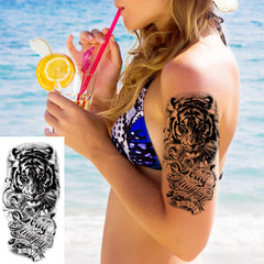 Tatuajes temporales Zomme con rosas luna mariposas y tigres para un aspecto realista