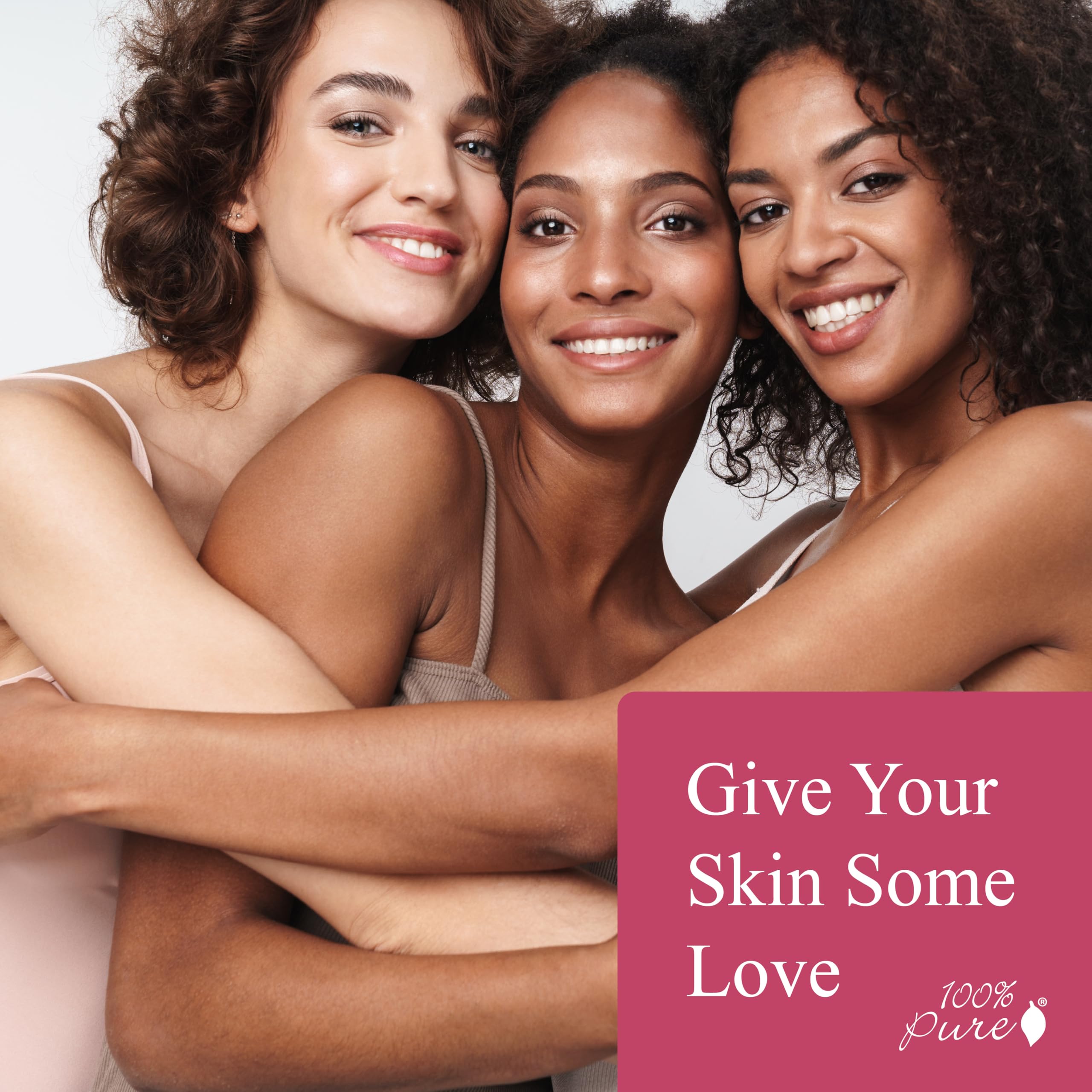 Aplicación clara sin tintes de 100% PURE en labios.
