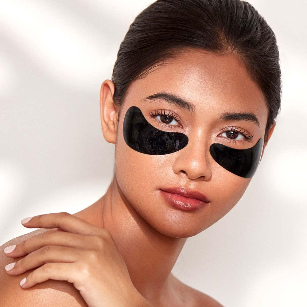 111SKIN Black Diamond Eye Mask: parches hidrogel para ojos, sensación fresca.
