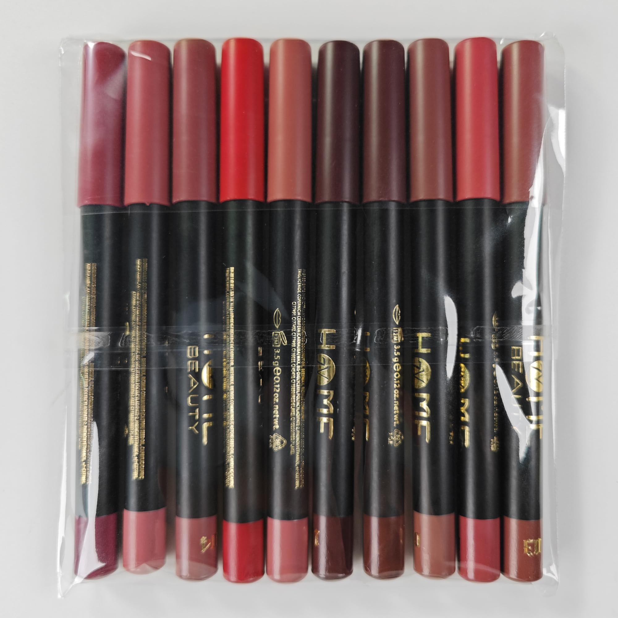 Lapiz-labio mate 7V HOME BEAUTY, ideal para uso diario.