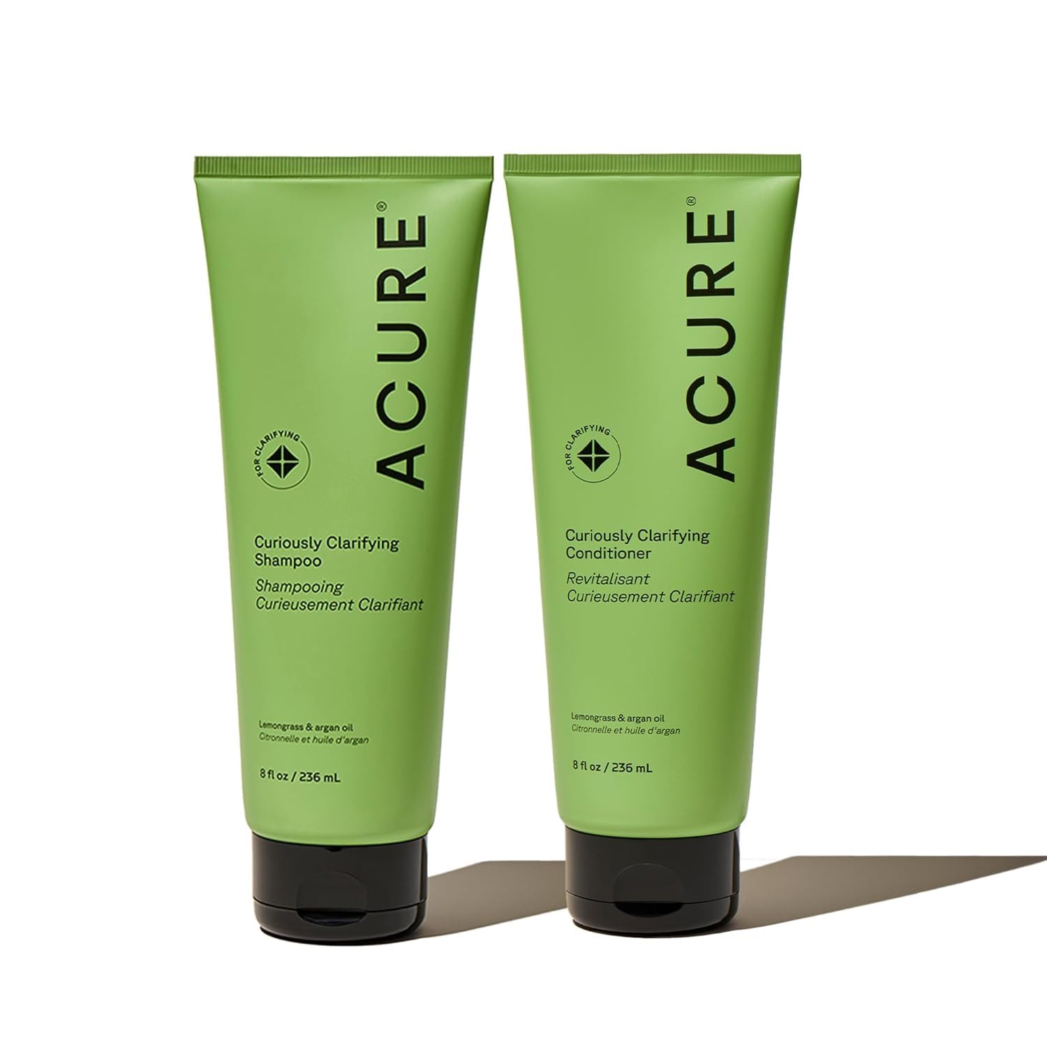 Acure Champú aclarador: botella muestra limpieza suave y desintoxicación ligera.