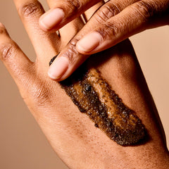 Acure exfoliante suave para piel sensible y cuidado diario.