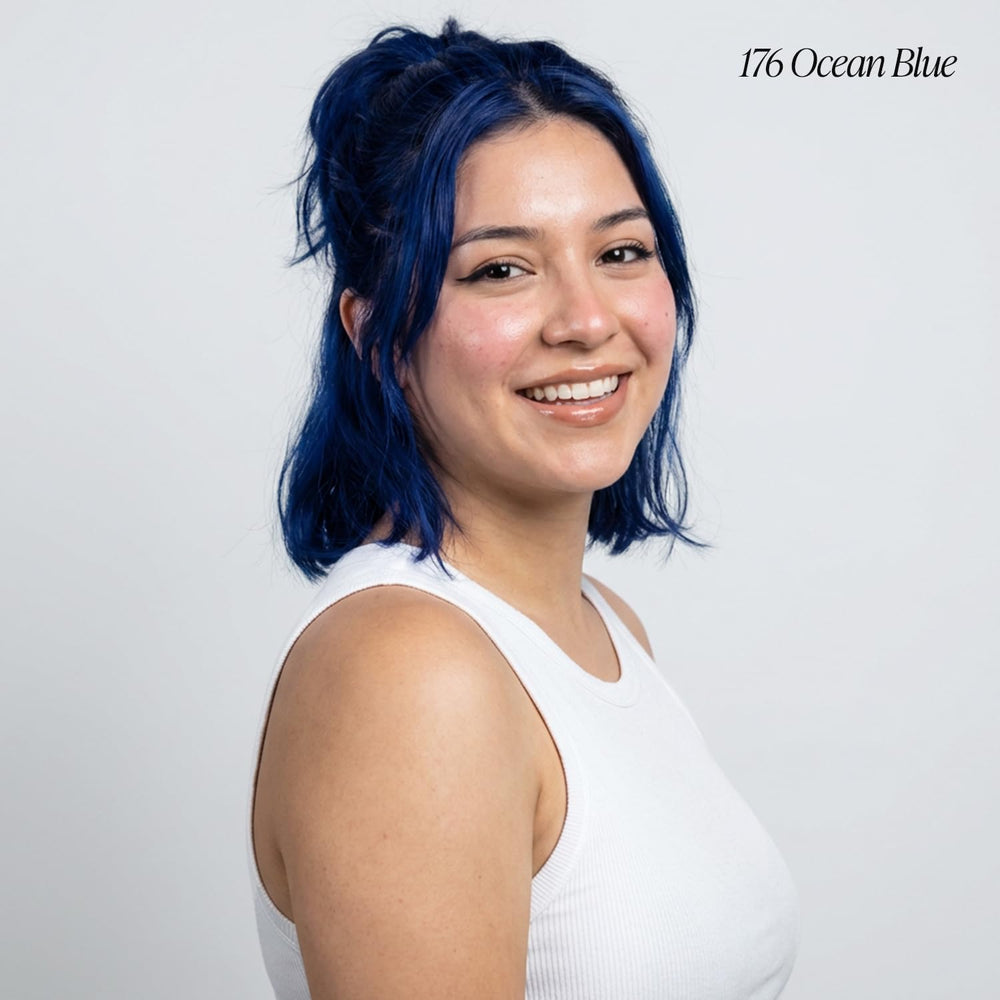 Adore aplicación fácil color pelo 176 azul oceano para cobertura uniforme.