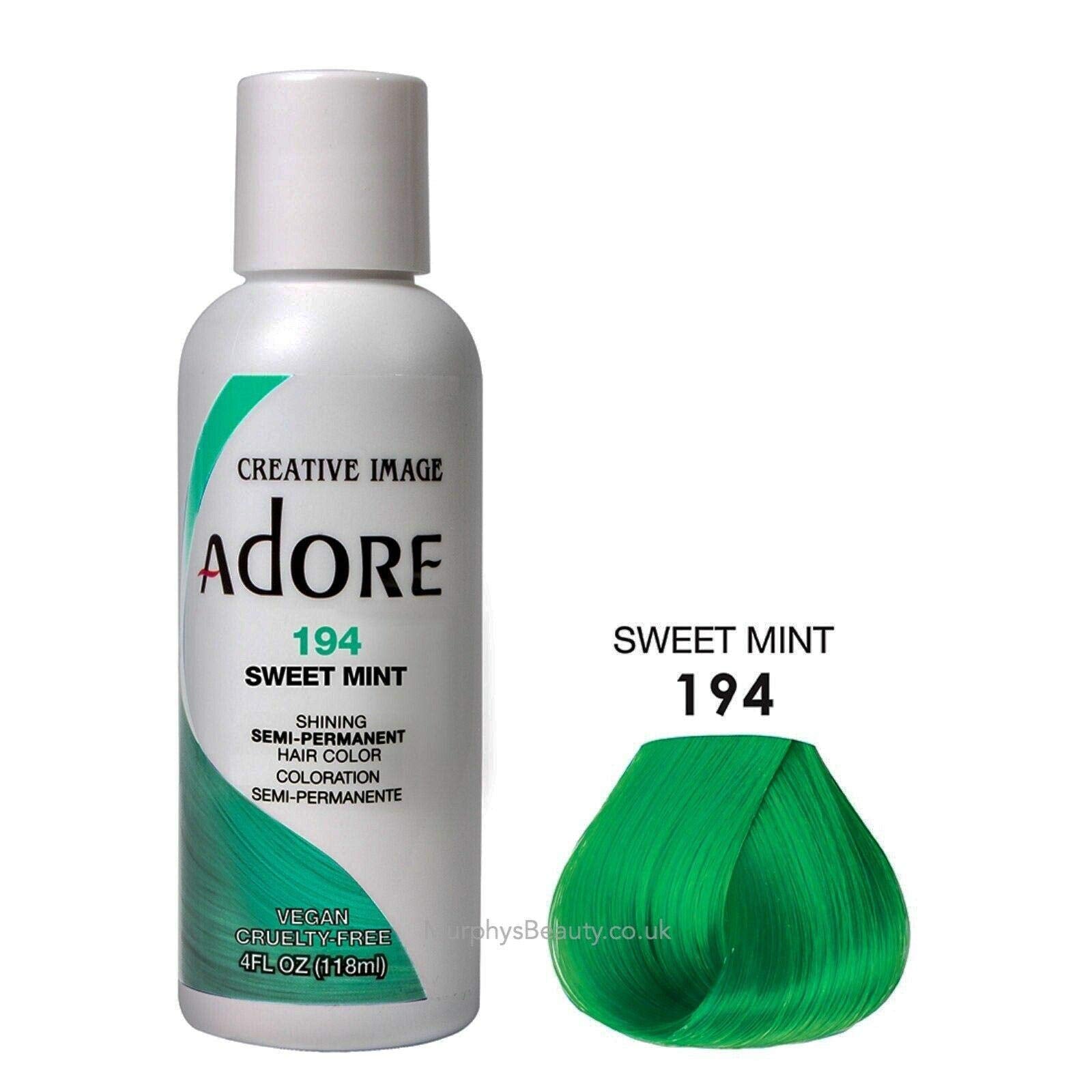 Aplicación en pelo con Adore 194 Sweet Mint para color uniforme.