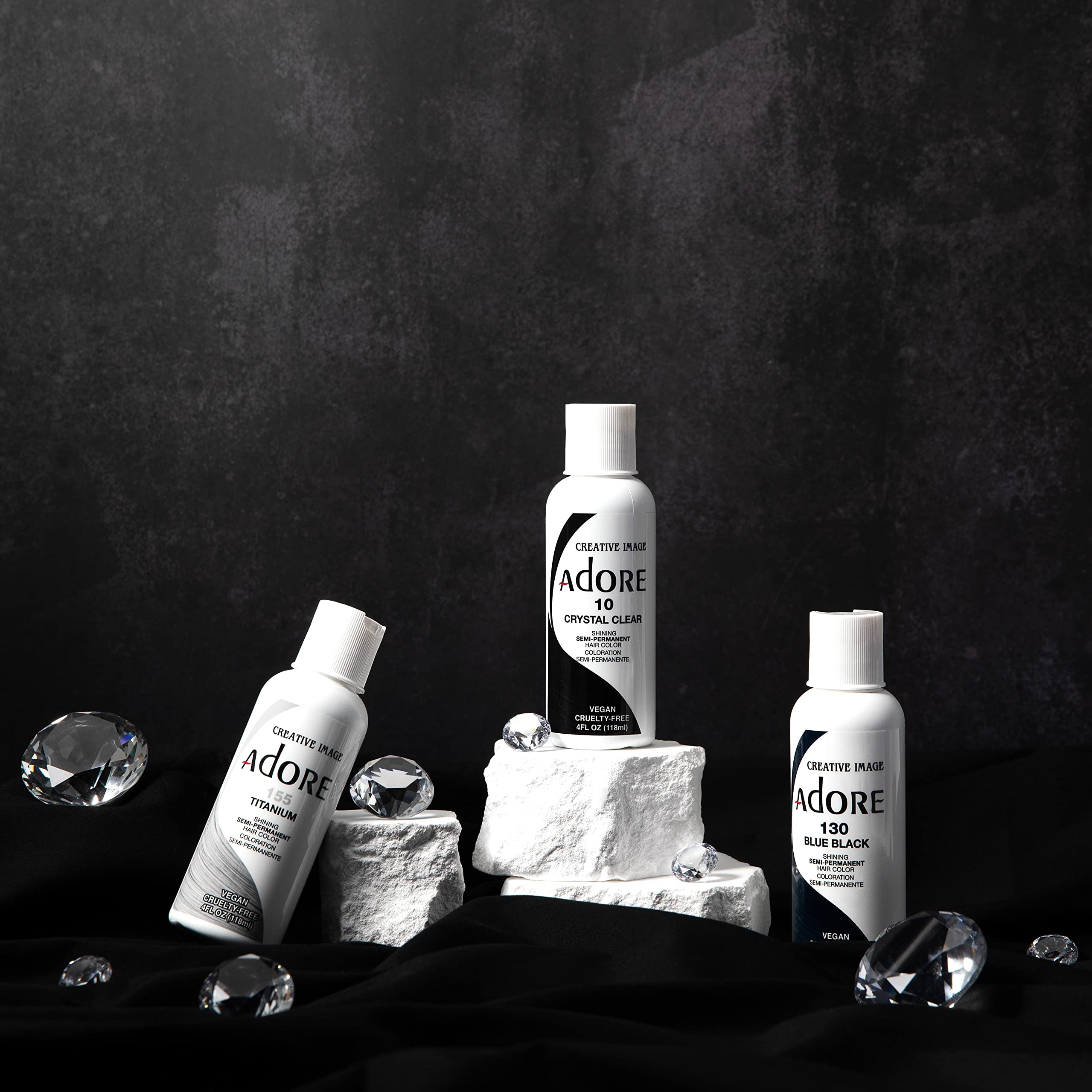 Fórmula vegana y libre de crueldad de Adore para cabello saludable.