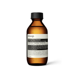 Aesop limpiador facial increible, botella de viaje frente, limpia sin resecar y refresca la piel