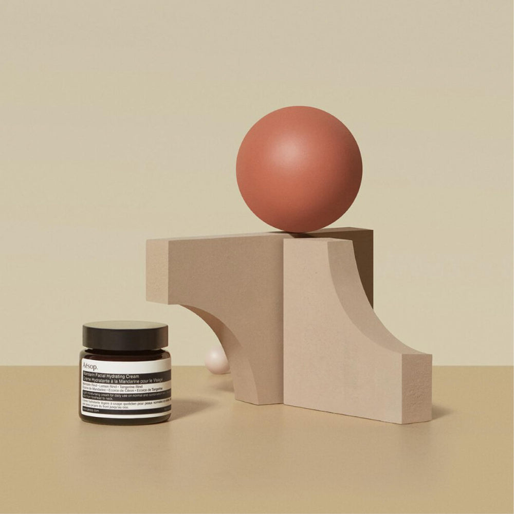 Aesop Mandarin hidratante para el rostro: envase reciclado y sostenible.