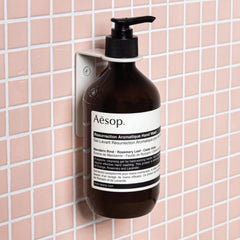 Aesop Resurrection Mains – Arôme agrumes et herbes pour parfum durable.