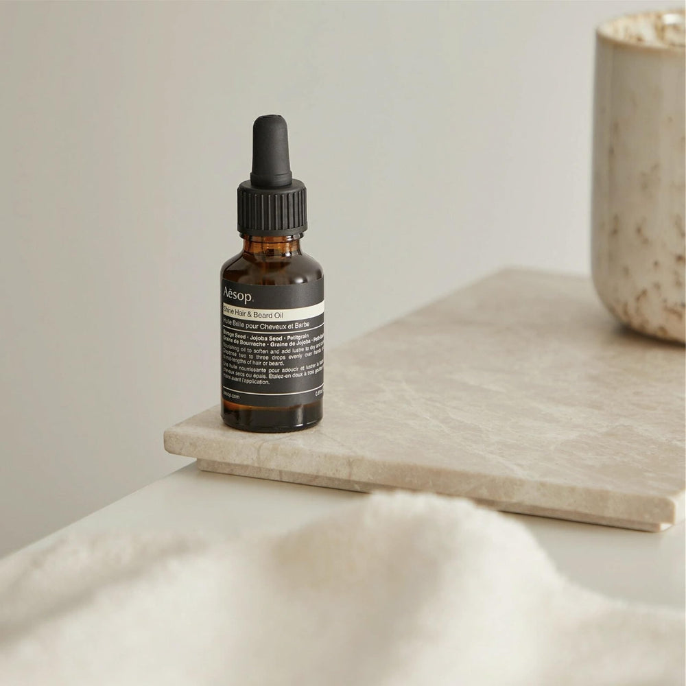 Aesop Shine, ideal para cabello grueso y seco, reducción de encrespamiento.