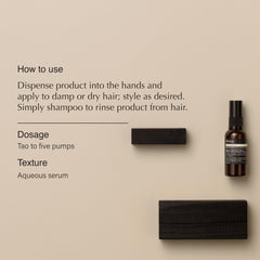 Aplicación en manos para distribuir el Aesop Tame Suero en cabello húmedo o seco
