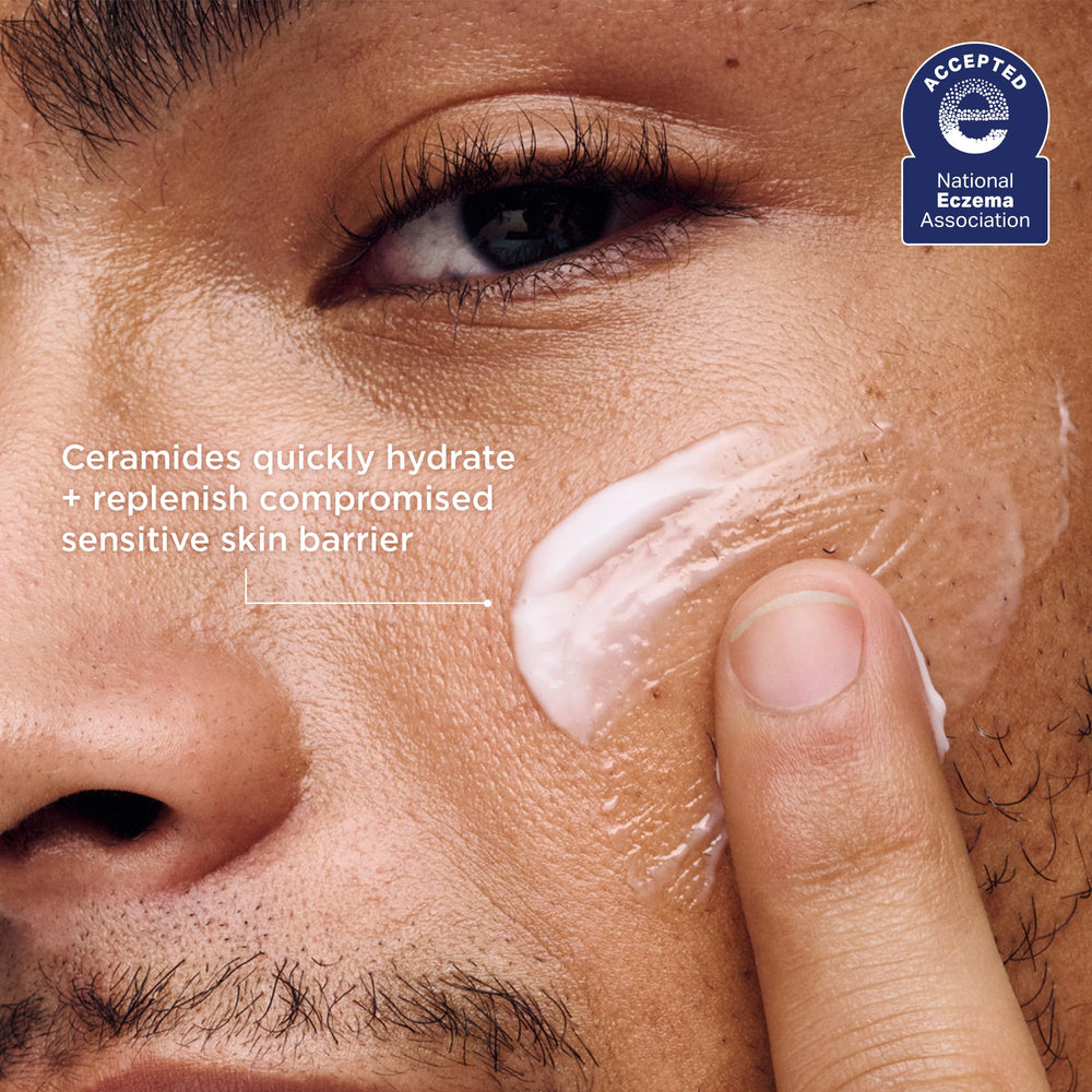 AESTURA ATOBARRIER365 cream texture swirl demonstrates non-greasy, fast-absorbing moisture