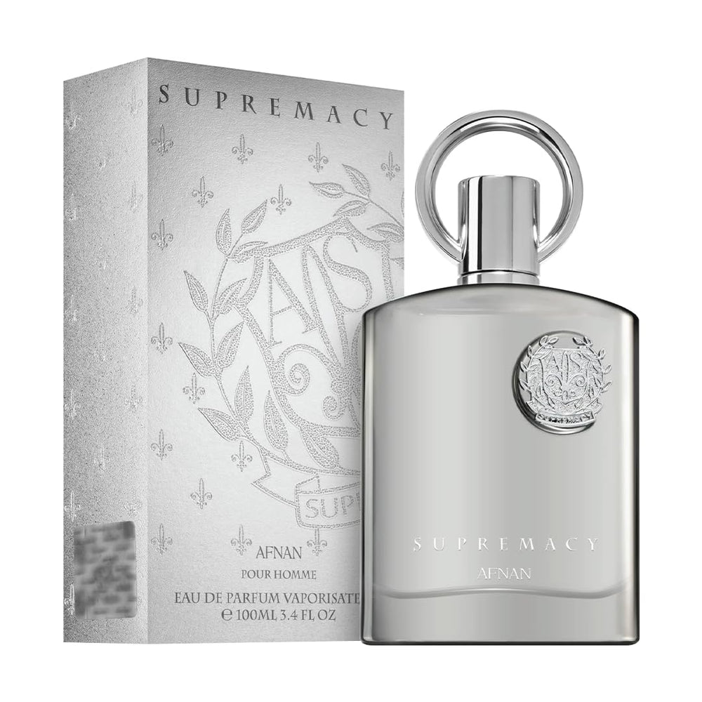 Afnan Supremacy Silver: detalle de la etiqueta, sugiere sofisticación y regalo ideal.