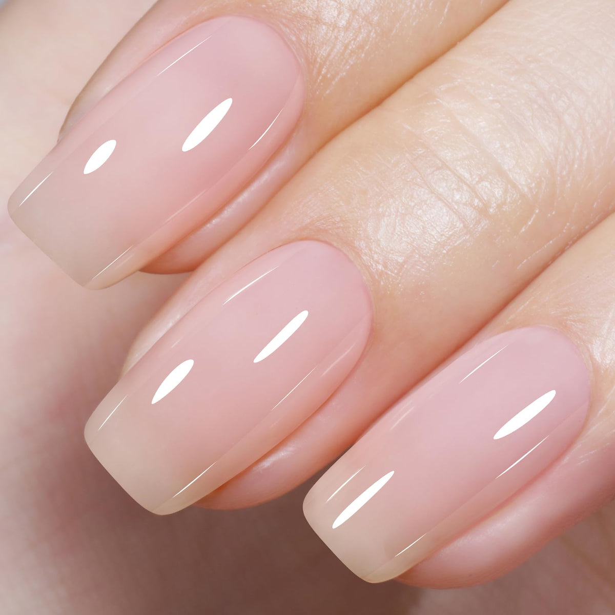Esmalte gel AILLSA Milky Pink Nude, enfoque bote, tono suave para un look natural y elegante.