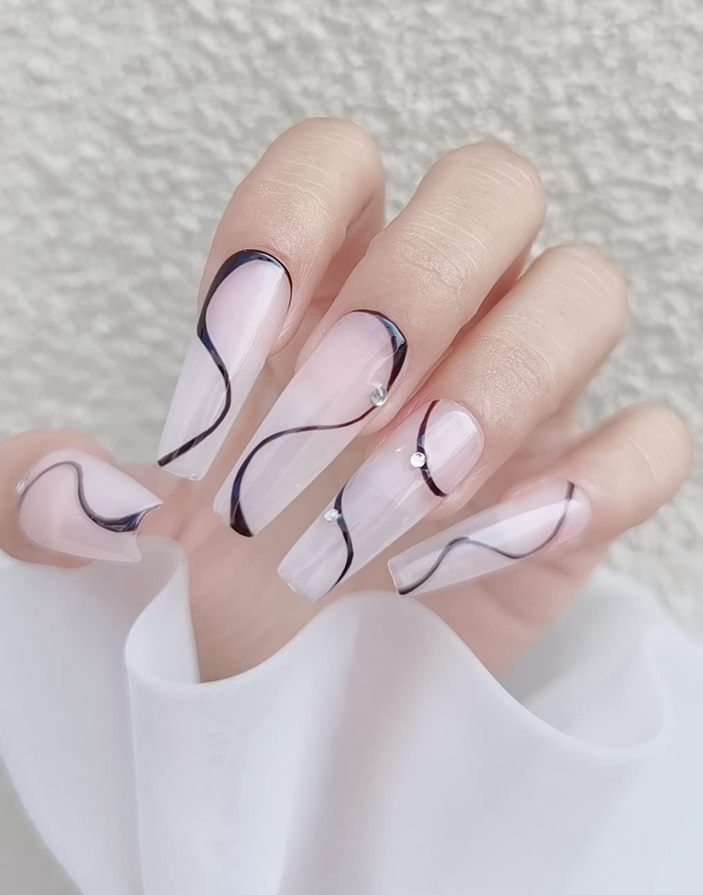 AIMEILI Rose Nude 022: duración con capa superior sellante