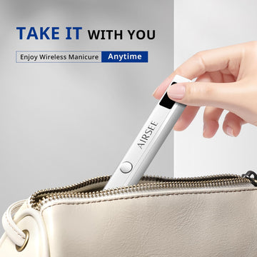 AirSEE diseño ligero y portátil, ideal para manicura en viaje.