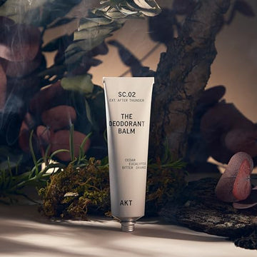 AKT Desodorante Balm: textura cremosa que se absorbe dejando acabado seco