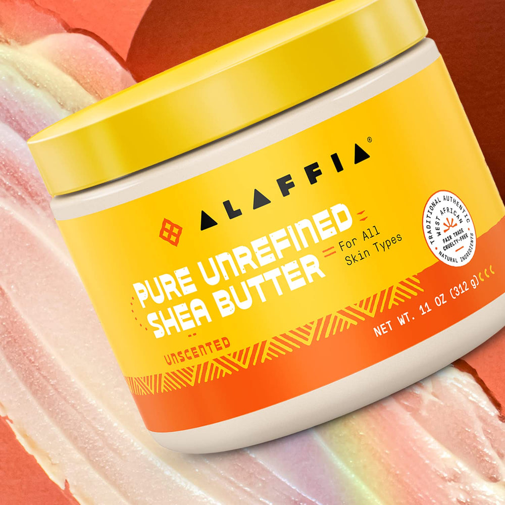 Aplicación facial suave con Alaffia manteca karité pura