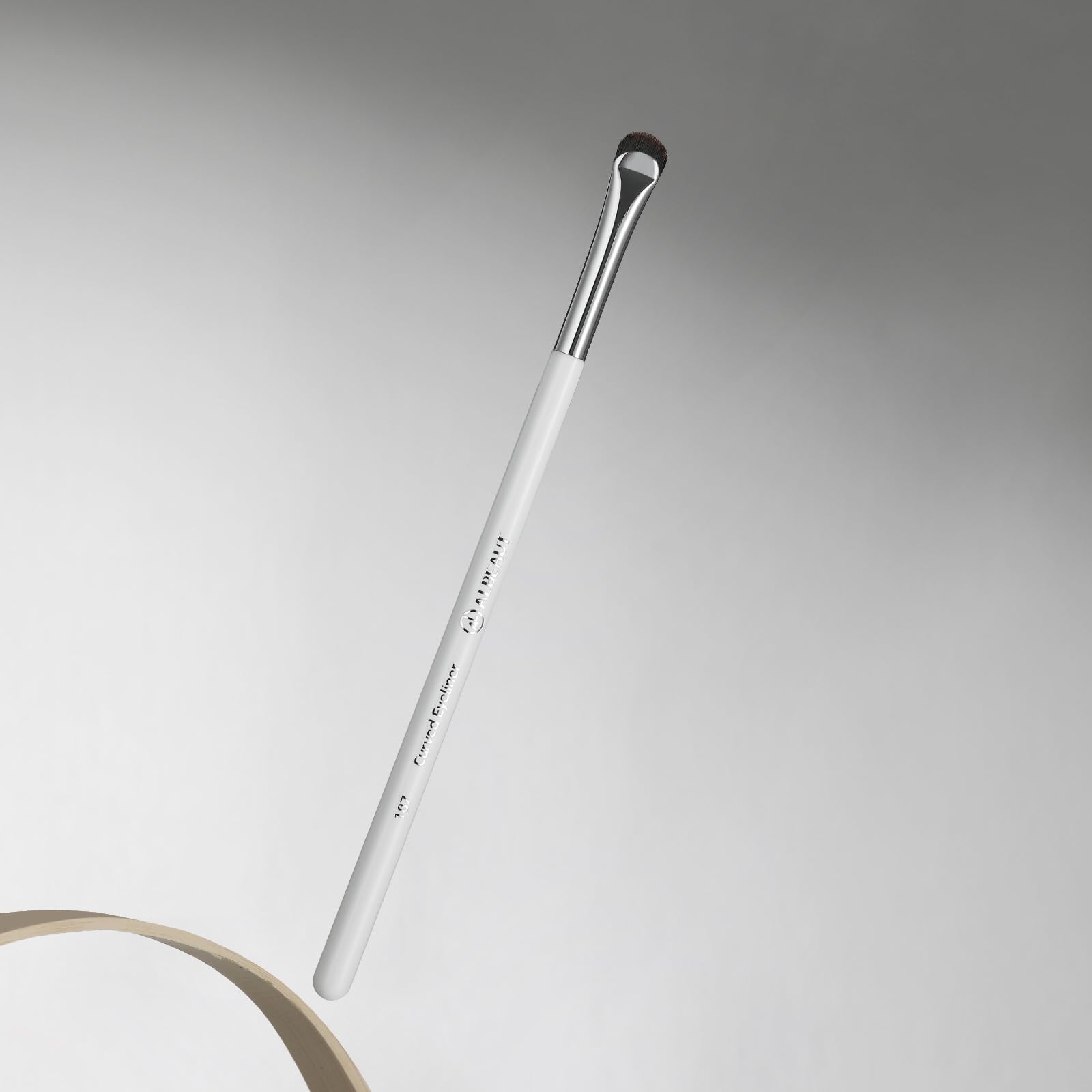 Diseño lacado elegante de Albeaut para un acabado profesional.