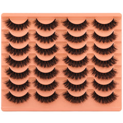 Pestañas de ALICROWN HAIR en estilo ojo gato, acabado natural.