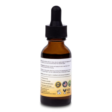 Allurials Squalane Oil supports a quick skin ritual for supple skin