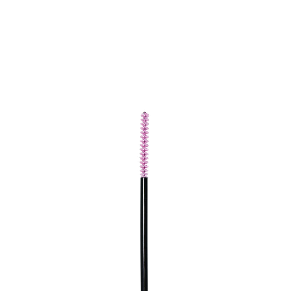 Envase claro de Almay facilita elegir tono adecuado para cejas.