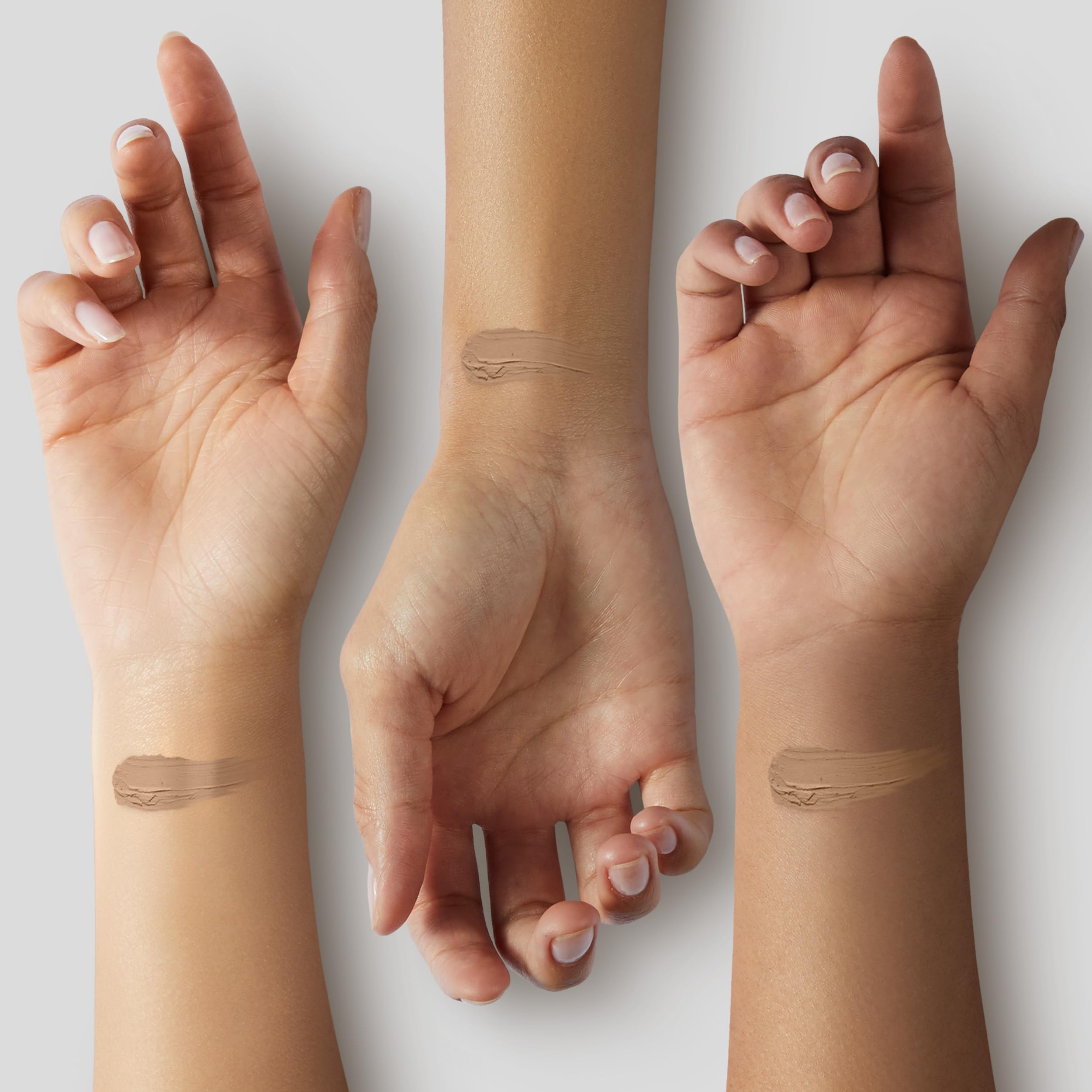 Almay Smart Shade: niacinamida e hialuronico cuidan la piel