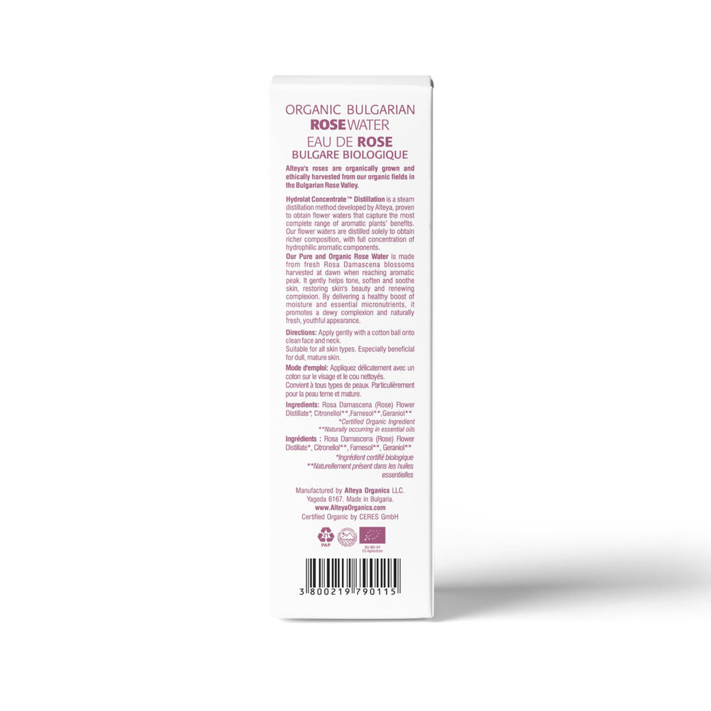 Aplicación rostro con agua de rosas Alteya Organics: uso diario para rostro limpio.
