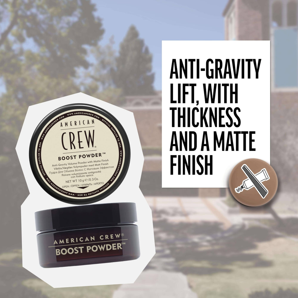 Acabado mate con polvo de impulso de American Crew para un look natural.