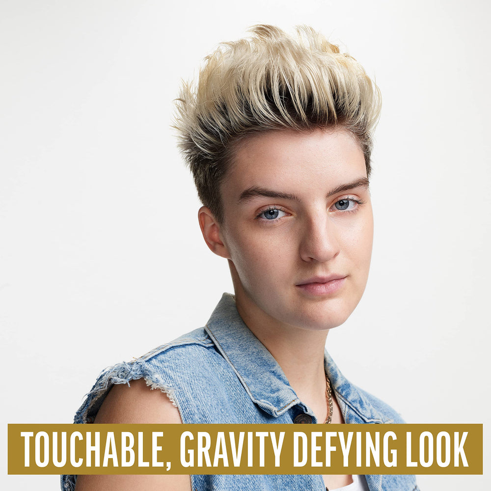 American Crew Molding Clay crea looks modernos con textura definida.