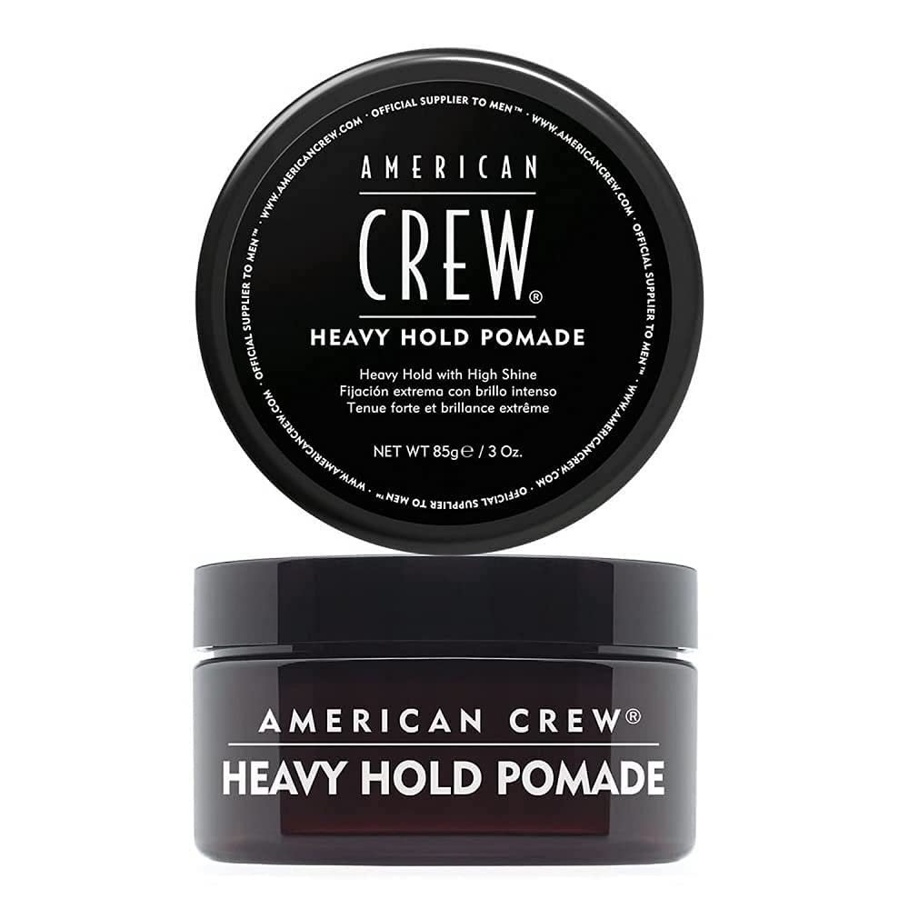 Pomada American Crew de textura dura con alto brillo para cabello liso o rizado.