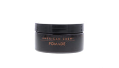 Estilo liso y texturizado con pomada American Crew para cabello moderno