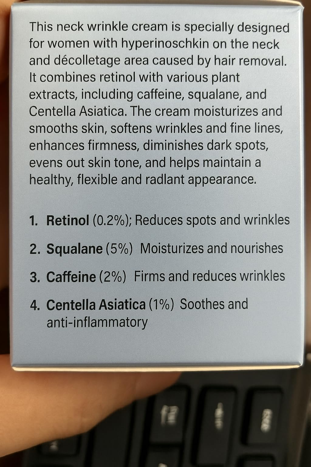 AMZEYE crema cuello ingredientes clave: retinol, squalane y cafeína para cuidado diario.