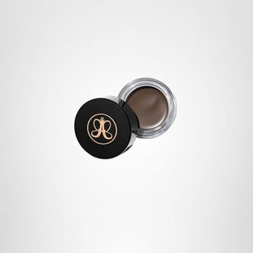 DIPBROW Pomade Marrón Medio disponible en 11 tonos para matches precisos.