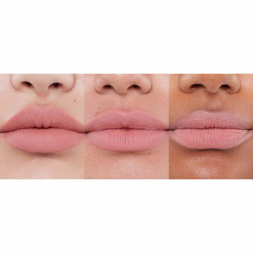 Anastasia Beverly Hills Lip Velvet Kiss, sensación ligera al secar para uso diario continuo.