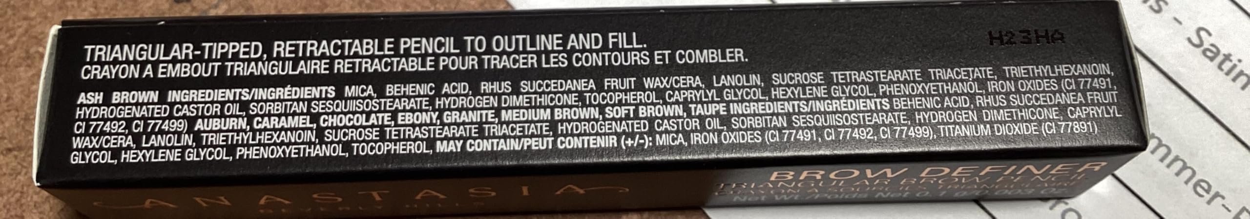 Anastasia Beverly Hills Resiste al desvanecimiento para un aspecto duradero.