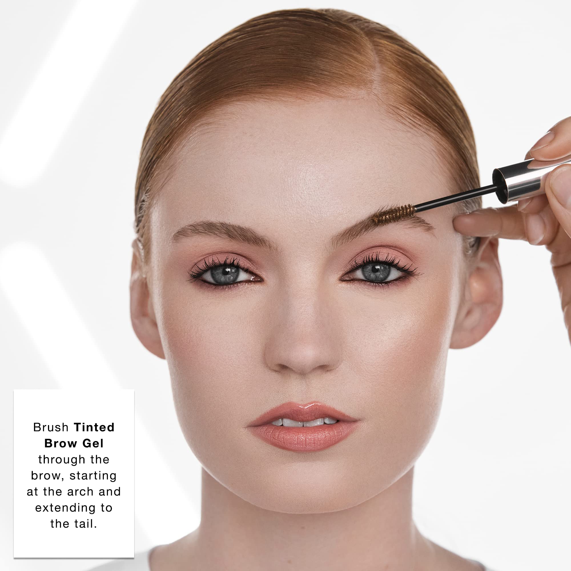 Anastasia Beverly Hills Gel teinté Chocolat: sourcils plus définis avec dimension naturelle.